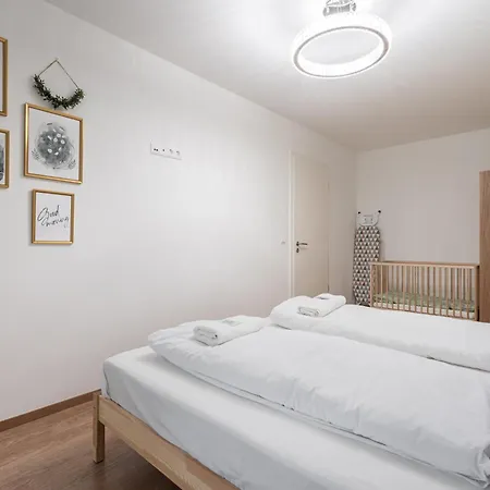 Near The River 3 Appartement *