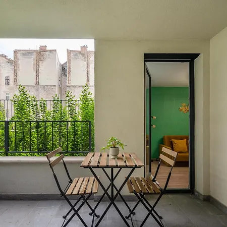 Near The River 3 Appartement *